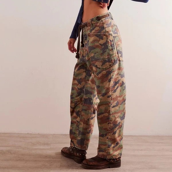 NWT Free People We The Free Moxie Camo Pants Jeans - Picture 3 of 6